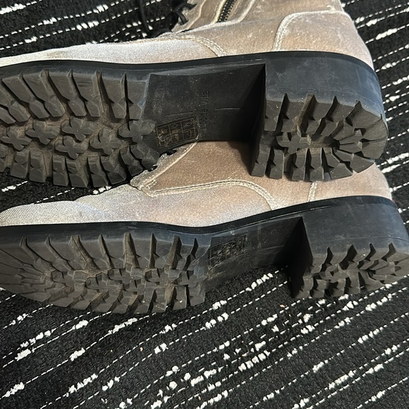 Dolce Vita silver velvet combat boot size 10 - Picture 9 of 10